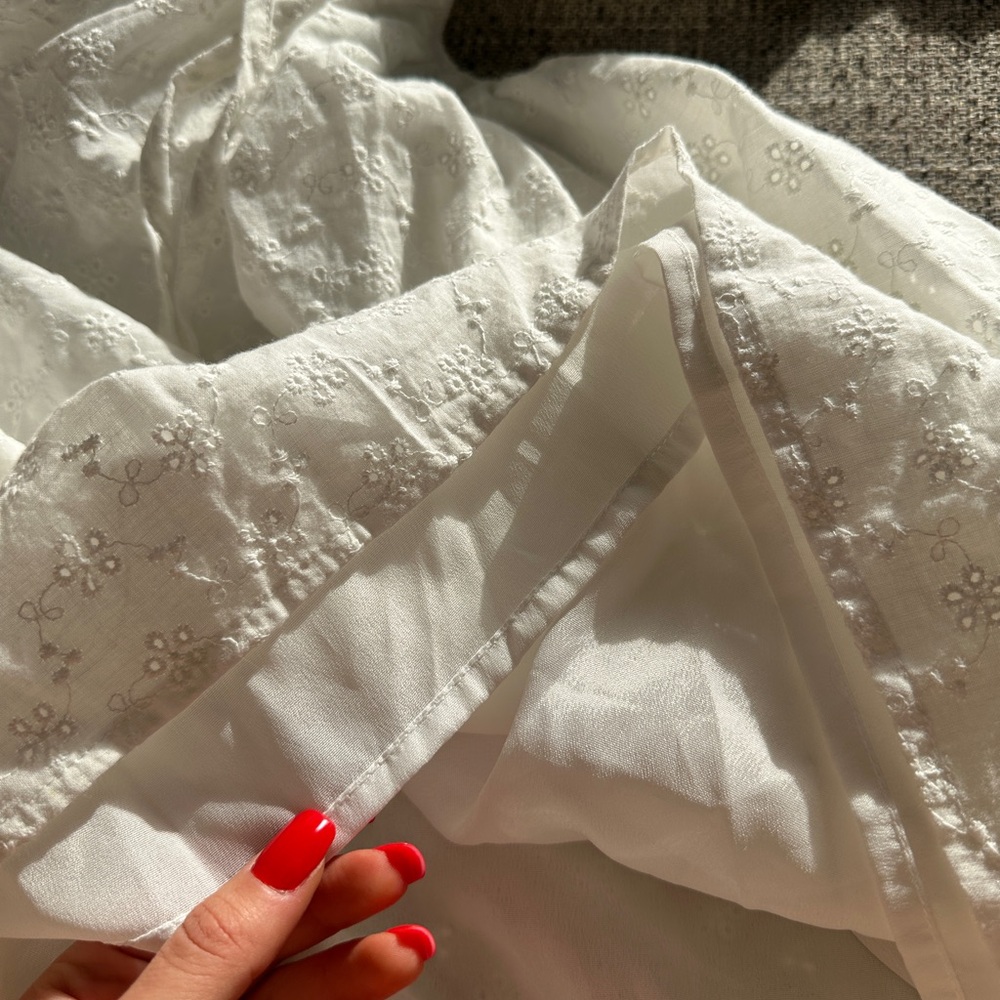 White Dress - Picture 7 of 9